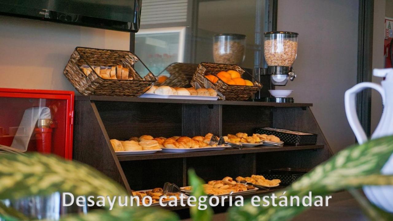 Hotel Aatrac Mar del Plata Bagian luar foto