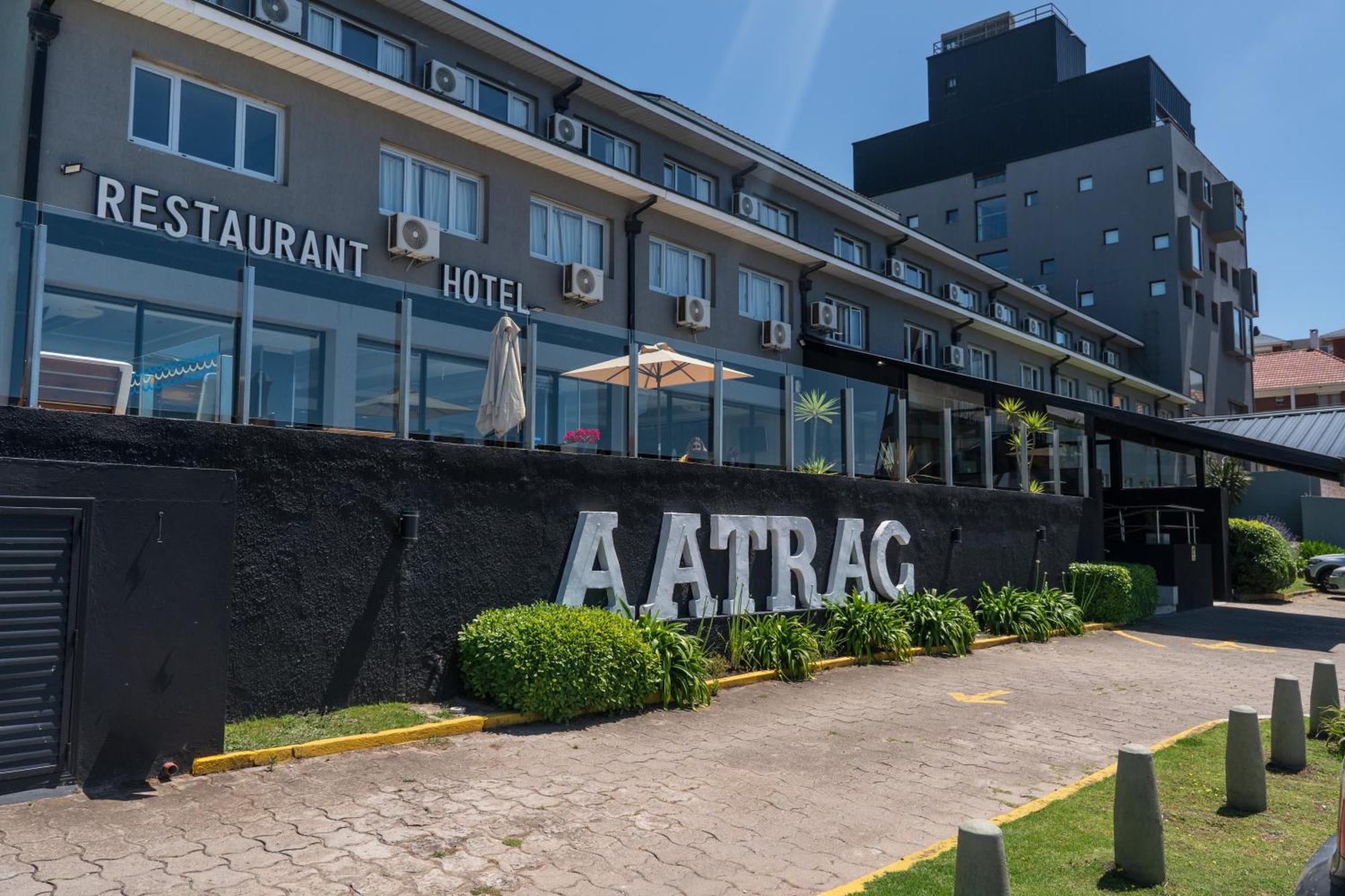 Hotel Aatrac Mar del Plata Bagian luar foto