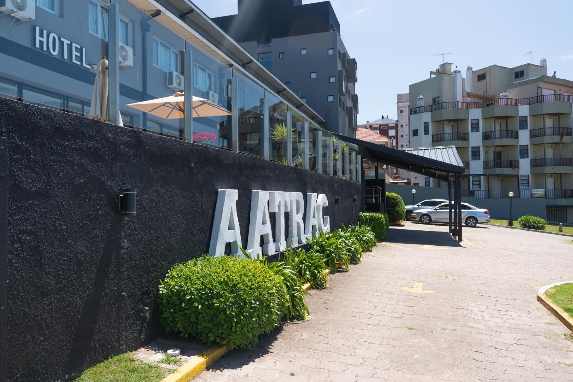Hotel Aatrac Mar del Plata Bagian luar foto