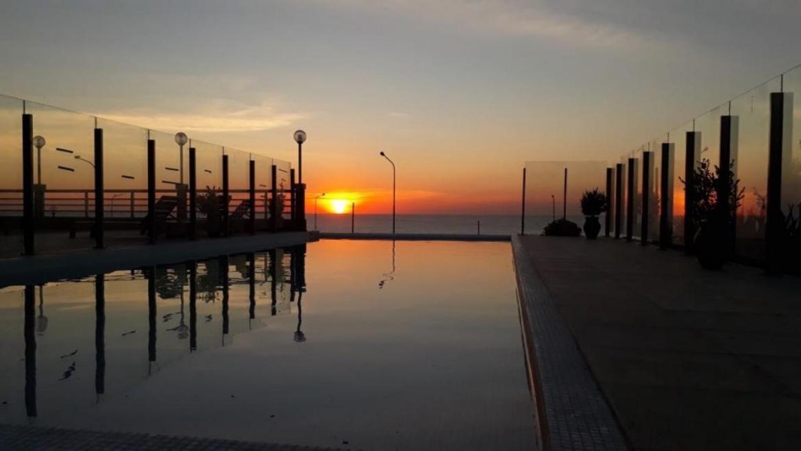 Hotel Aatrac Mar del Plata Bagian luar foto